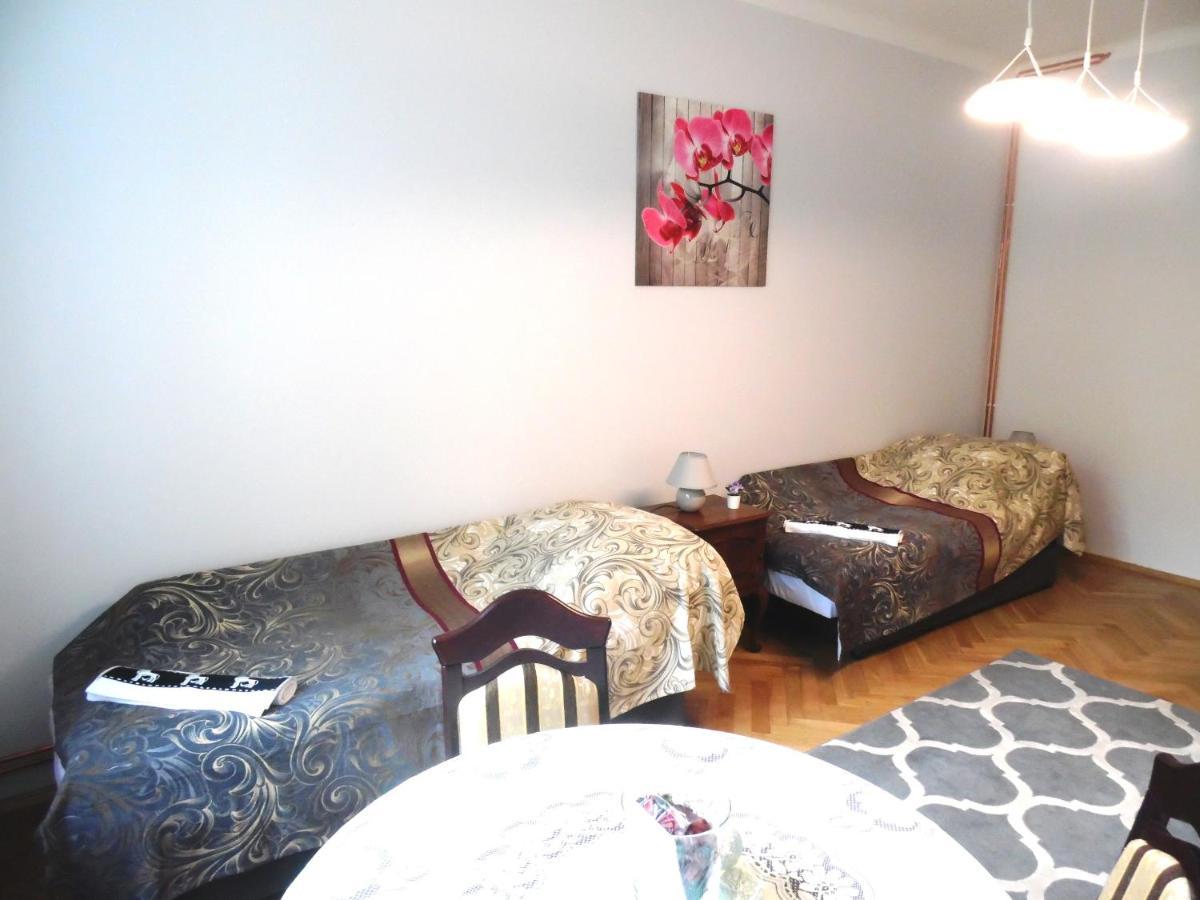 Apartament Orchidea Krasków Εξωτερικό φωτογραφία